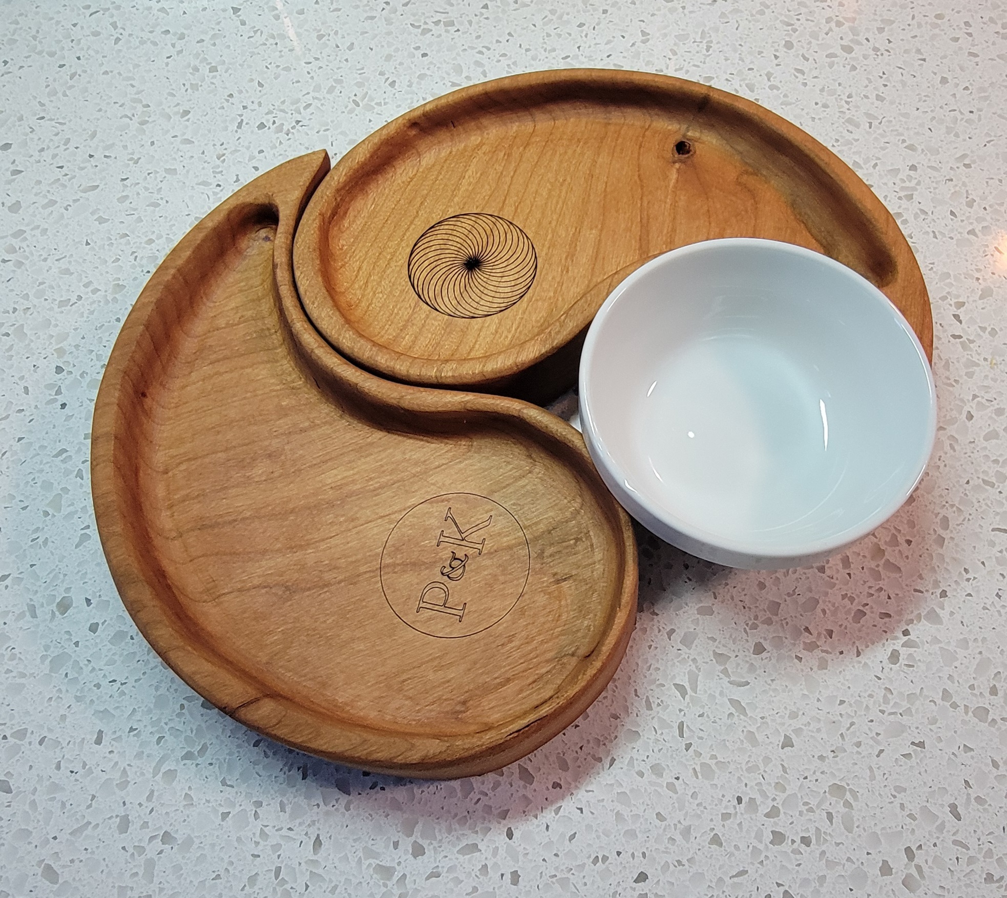 Yin Yang Platter Pair - Image 2