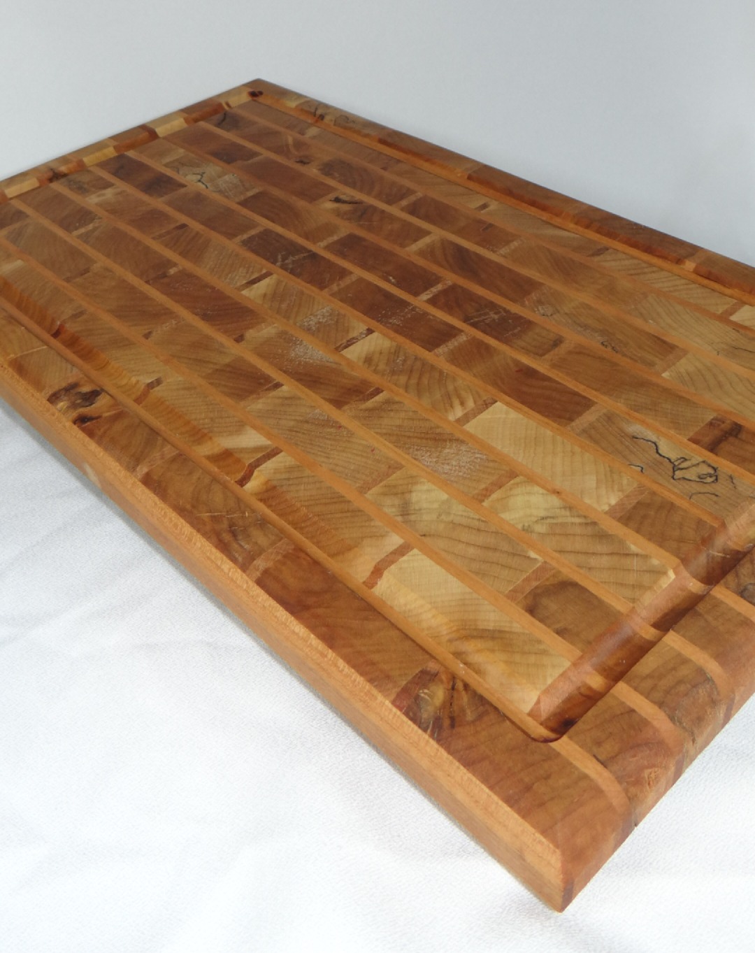 Patterned Hardwood Handmade Cutting Board - Image 2
