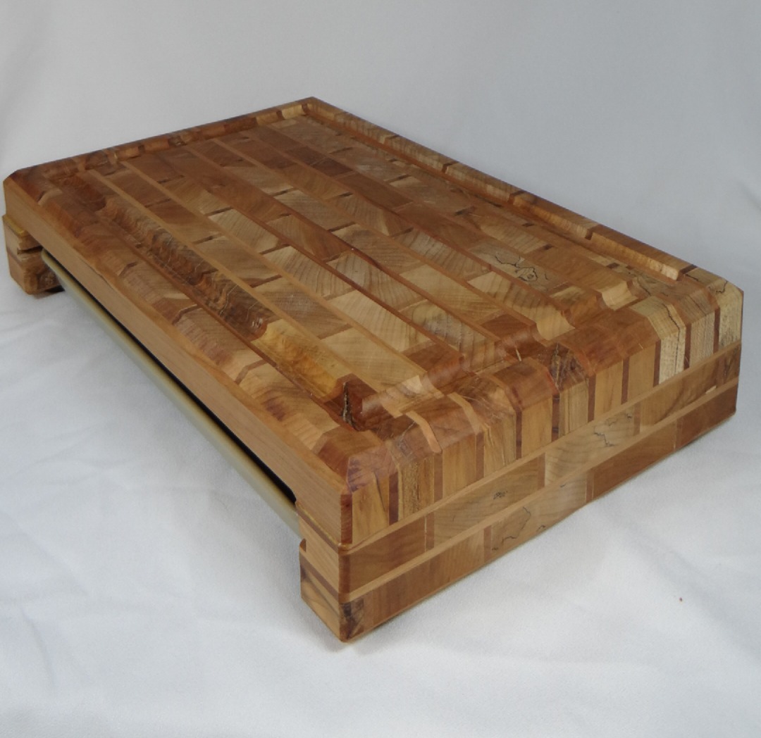 Patterned Hardwood Handmade Cutting Board - Image 3