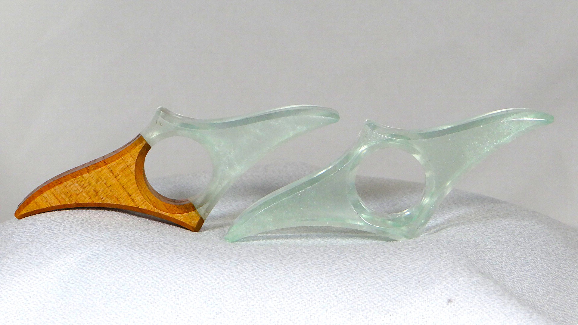 Page Holder - Image 3